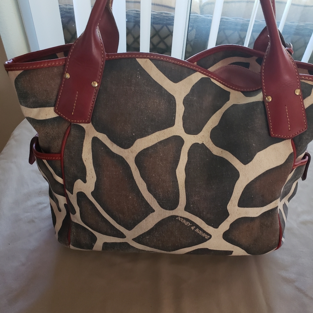 Handbag - Picture 2 of 3